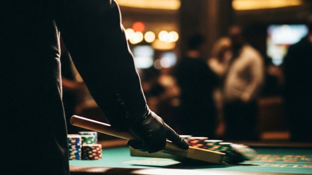 7 Key Differences: Moneyline vs Spread Betting for Filipino Punters